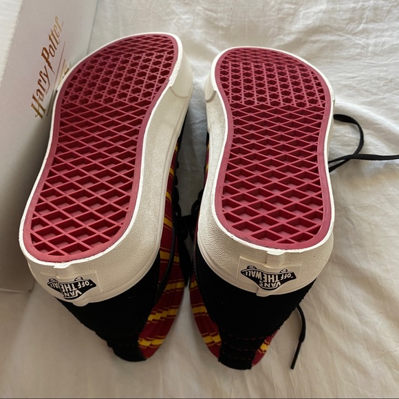 Harry Potter Vans - Picture 4 of 8